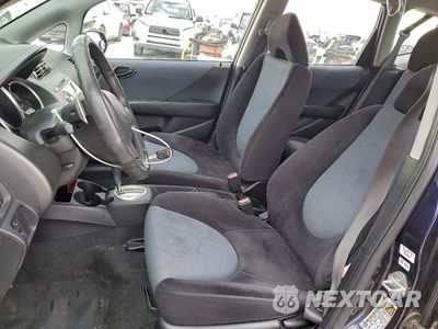 Zdjęcie 7 z 13 samochodu: 2008 HONDA FIT SPORT VIN:JHMGD38668S064734 - miniatura