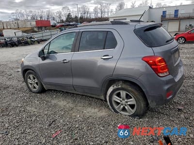 Drugie zdjęcie samochodu z przodu: 2020 CHEVROLET TRAX 1LT VIN:3GNCJLSB9LL327375 - miniatura