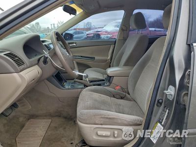 Zdjęcie 7 z 14 samochodu: 2006 TOYOTA CAMRY LE VIN:4T1BE32K06U739800 - miniatura