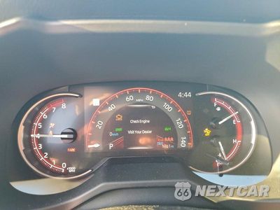 Zdjęcie 9 z 14 samochodu: 2025 TOYOTA RAV4 XLE VIN:2T3C1RFV3SW414020 - miniatura