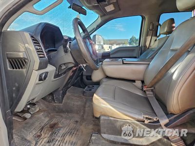 Zdjęcie 7 z 12 samochodu: 2019 FORD F350 UTILITY / SERVICE TRUCK VIN:1FD8W3HT7KED72471 - miniatura