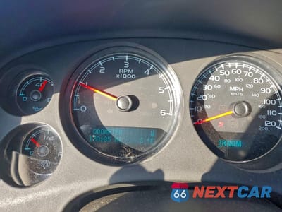 Zdjęcie 9 z 14 samochodu: 2013 CHEVROLET SUBURBAN K1500 LT VIN:1GNSKJE7XDR346161 - miniatura