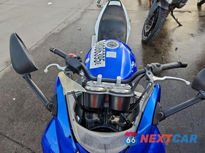 Piąte zdjęcie samochodu w środku: 2009 SUZUKI GS500 VIN:VTTGM51A492100401 - miniatura