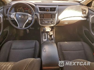 Zdjęcie 8 z 14 samochodu: 2016 NISSAN ALTIMA 2.5 VIN:1N4AL3AP5GC259297 - miniatura