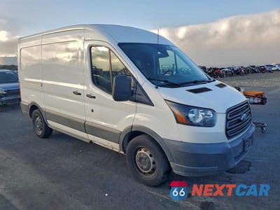 Czwarte zdjęcie samochodu z boku: 2018 FORD TRANSIT T-150 VIN:1FTYE1CM0JKA79393 - miniatura