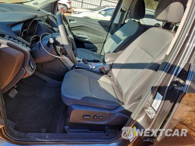 Zdjęcie 7 z 13 samochodu: 2016 FORD ESCAPE SE VIN:1FMCU9GX0GUA55555 - miniatura