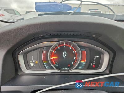 Zdjęcie 9 z 12 samochodu: 2015 VOLVO V60 CROSS COUNTRY PREMIER VIN:YV4612HK4F1001497 - miniatura