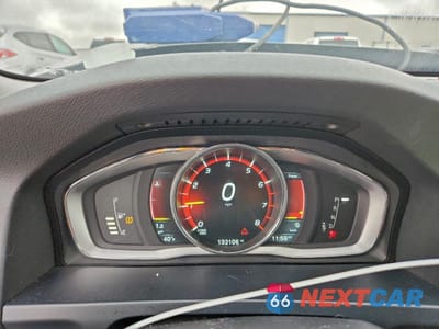 Zdjęcie 9 z 13 samochodu: 2015 VOLVO V60 CROSS COUNTRY PREMIER VIN:YV4612HK4F1001497 - miniatura