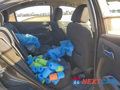 Zdjęcie 10 z 12 samochodu: 2018 CHEVROLET SONIC LT VIN:1G1JD5SB9J4106566 - miniatura