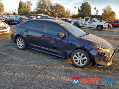 Czwarte zdjęcie samochodu z boku: 2020 TOYOTA COROLLA LE VIN:5YFEPRAE7LP090600 - miniatura