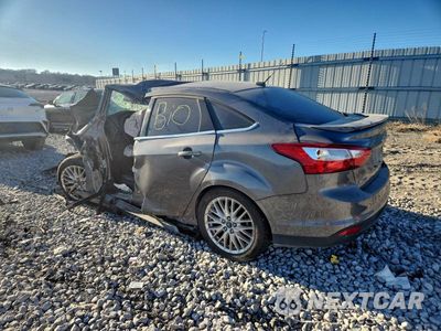 Drugie zdjęcie samochodu z przodu: 2013 FORD FOCUS TITANIUM VIN:1FADP3J21DL120981 - miniatura