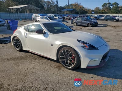 Czwarte zdjęcie samochodu z boku: 2017 NISSAN 370Z BASE VIN:JN1AZ4EH4HM954287 - miniatura
