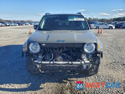 Piąte zdjęcie samochodu w środku: 2019 JEEP RENEGADE LATITUDE VIN:ZACNJABB5KPK89233 - miniatura