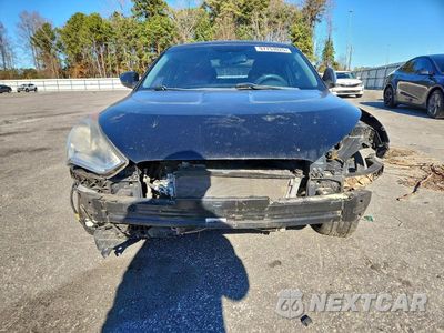 Zdjęcie 9 z 22 samochodu: 2013 HYUNDAI VELOSTER VIN:KMHTC6AD3DU175751 - miniatura