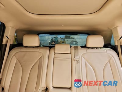 Zdjęcie 10 z 13 samochodu: 2020 LINCOLN NAUTILUS RESERVE VIN:2LMPJ6K93LBL10348 - miniatura
