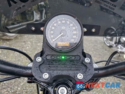 Zdjęcie 7 z 10 samochodu: 2018 HARLEY-DAVIDSON XL883 IRON 883 VIN:1HD4LE218JC401838 - miniatura