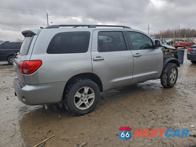 Trzecie zdjęcie samochodu z tyłu: 2017 TOYOTA SEQUOIA SR5 VIN:5TDBY5G17HS150130 - miniatura