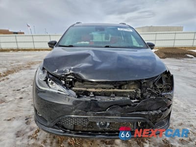 Piąte zdjęcie samochodu w środku: 2020 CHRYSLER PACIFICA LIMITED VIN:2C4RC1GG8LR190244 - miniatura