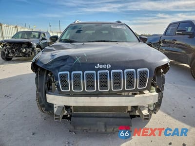 Piąte zdjęcie samochodu w środku: 2019 JEEP CHEROKEE LATITUDE PLUS VIN:1C4PJMLB8KD397730 - miniatura