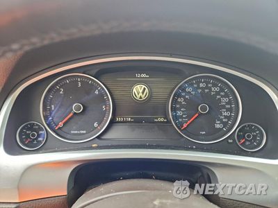 Zdjęcie 9 z 14 samochodu: 2012 VOLKSWAGEN TOUAREG V6 TDI VIN:WVGEK9BP2CD010729 - miniatura