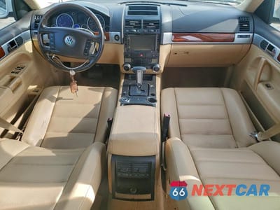 Zdjęcie 8 z 13 samochodu: 2007 VOLKSWAGEN TOUAREG V6 VIN:WVGZE77L77D018026 - miniatura