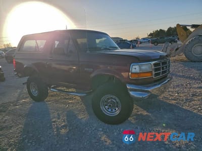 Czwarte zdjęcie samochodu z boku: 1996 FORD BRONCO U100 VIN:1FMEU15N1TLB55319 - miniatura