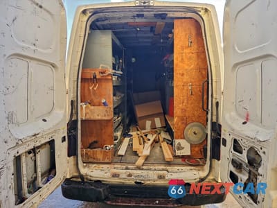 Zdjęcie 10 z 16 samochodu: 2012 NISSAN NV 2500 UTILITY / SERVICE VAN VIN:1N6BF0LY0CN102315 - miniatura