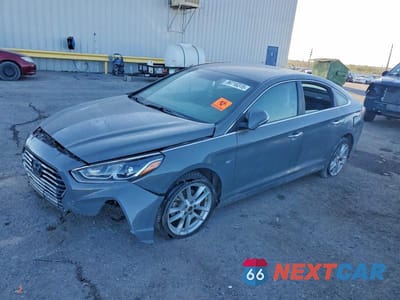 2019 HYUNDAI SONATA HYBRID KMHE24L39KA093980 - główne zdjęcie licytacji z USA - miniatura