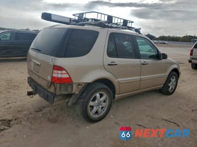 Trzecie zdjęcie samochodu z tyłu: 2004 MERCEDES-BENZ ML 500 VIN:4JGAB75E44A463198 - miniatura