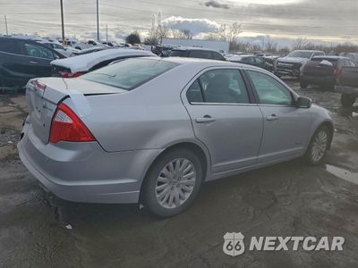 Trzecie zdjęcie samochodu z tyłu: 2010 FORD FUSION HYBRID VIN:3FADP0L36AR376759 - miniatura