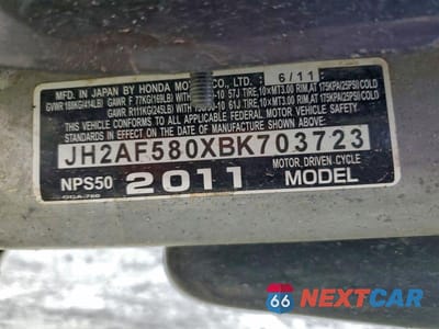 Zdjęcie 9 z 9 samochodu: 2011 HONDA NPS50 VIN:JH2AF580XBK703723 - miniatura
