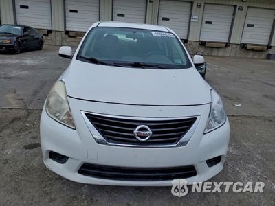 Piąte zdjęcie samochodu w środku: 2014 NISSAN VERSA S VIN:3N1CN7AP1EL851109 - miniatura