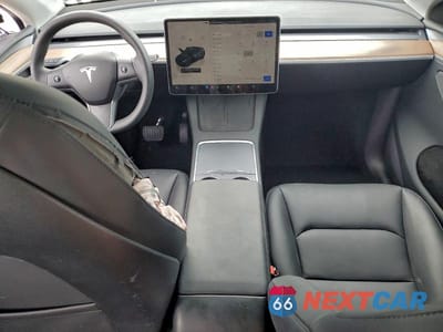 Zdjęcie 8 z 12 samochodu: 2024 TESLA MODEL Y VIN:7SAYGDEE5RA313862 - miniatura