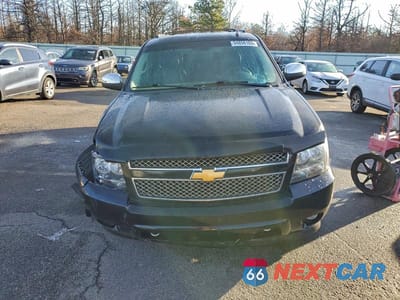 Piąte zdjęcie samochodu w środku: 2012 CHEVROLET SUBURBAN K1500 LT VIN:1GNSKJE73CR326705 - miniatura