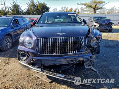 Piąte zdjęcie samochodu w środku: 2023 BENTLEY BENTAYGA VIN:SJAHT2ZV3PC017079 - miniatura