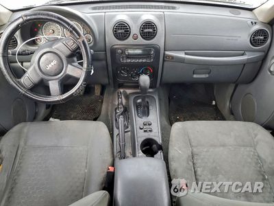 Zdjęcie 8 z 14 samochodu: 2007 JEEP LIBERTY SPORT VIN:1J4GL48K47W628342 - miniatura