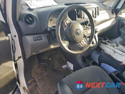 Zdjęcie 8 z 13 samochodu: 2017 NISSAN NV200 UTILITY / SERVICE VAN VIN:3N6CM0KN9HK718559 - miniatura