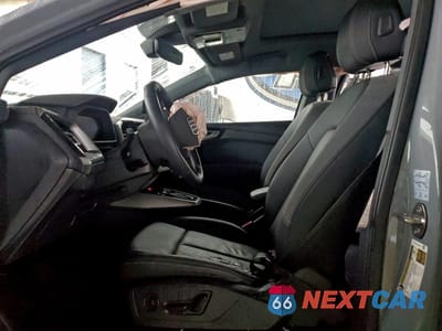 Zdjęcie 7 z 14 samochodu: 2024 AUDI Q4 E-TRON PREMIUM PLUS VIN:WA1LUBFZ9RP036223 - miniatura