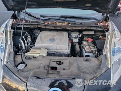 Zdjęcie 11 z 14 samochodu: 2014 NISSAN LEAF S VIN:1N4AZ0CP5EC333261 - miniatura