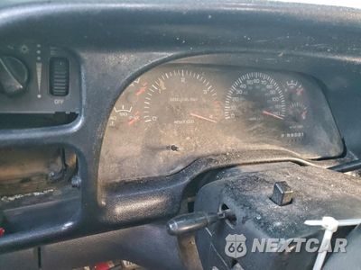 Zdjęcie 9 z 12 samochodu: 2002 DODGE RAM 2500 VIN:3B7KF23632M234779 - miniatura