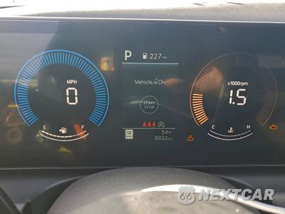 Zdjęcie 9 z 15 samochodu: 2025 HYUNDAI TUCSON SEL VIN:5NMJBCDE8SH481219 - miniatura