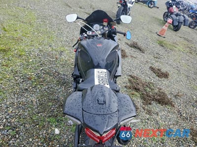 Zdjęcie 6 z 10 samochodu: 2008 SUZUKI GSX-R600 VIN:JS1GN7EA382111792 - miniatura