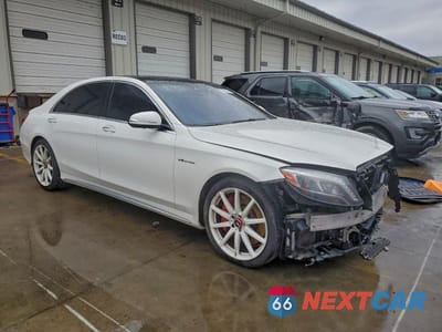 Czwarte zdjęcie samochodu z boku: 2017 MERCEDES-BENZ S 63 AMG VIN:WDDUG7JB5HA334848 - miniatura