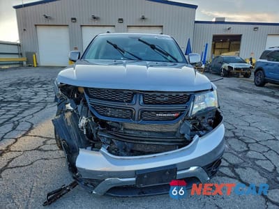 Piąte zdjęcie samochodu w środku: 2015 DODGE JOURNEY CROSSROAD VIN:3C4PDCGG6FT712712 - miniatura