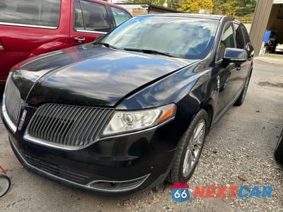 Drugie zdjęcie samochodu z przodu: 2016 LINCOLN MKT VIN:2LMHJ5AT1GBL01391 - miniatura