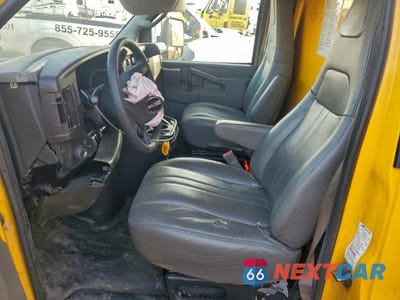 Zdjęcie 7 z 14 samochodu: 2022 GMC SAVANA BOX TRUCK VIN:7GZ37TC78NN004345 - miniatura