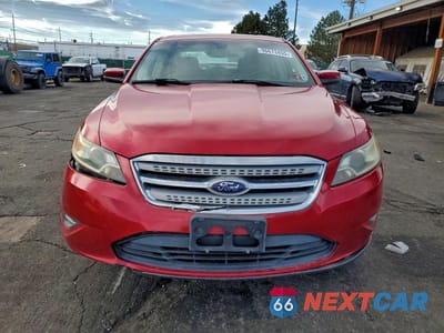Piąte zdjęcie samochodu w środku: 2011 FORD TAURUS SEL VIN:1FAHP2EW4BG172135 - miniatura