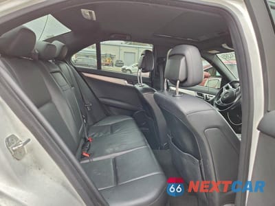 Zdjęcie 10 z 12 samochodu: 2013 MERCEDES-BENZ C 300 4MATIC VIN:WDDGF8AB1DR280627 - miniatura