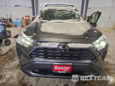 Piąte zdjęcie samochodu w środku: 2025 TOYOTA RAV4 XLE VIN:JTMRWRFV1SD331047 - miniatura