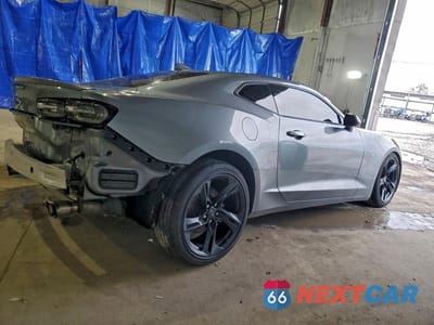 Trzecie zdjęcie samochodu z tyłu: 2020 CHEVROLET CAMARO LS VIN:1G1FB1RS0L0133398 - miniatura